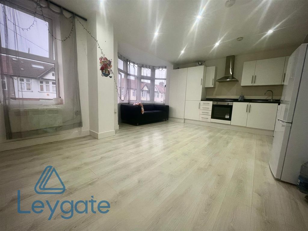 Property photo 1 of 10 Img_2818.Jpg