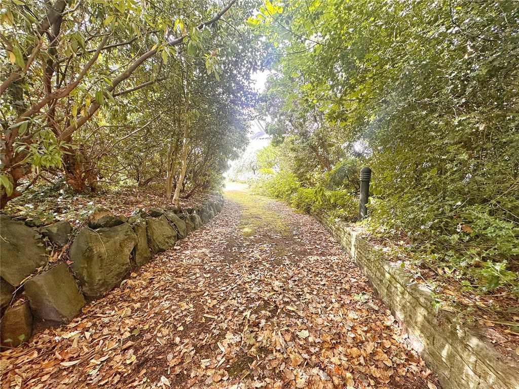 Property photo 3 of 36 Picture No. 07