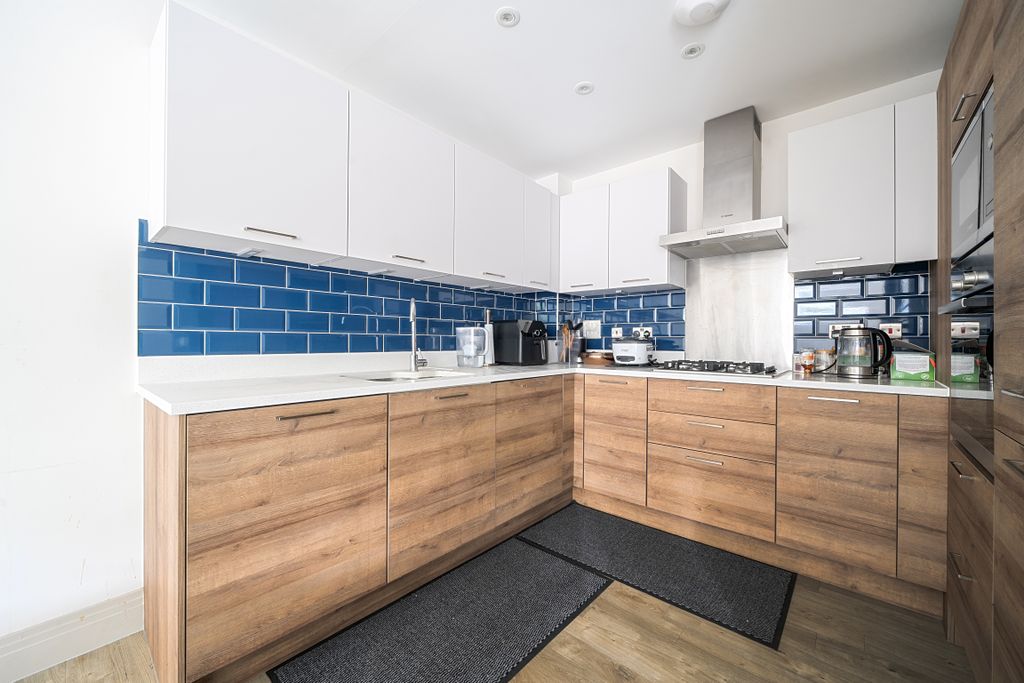 Property photo 2 of 13 Kitchen