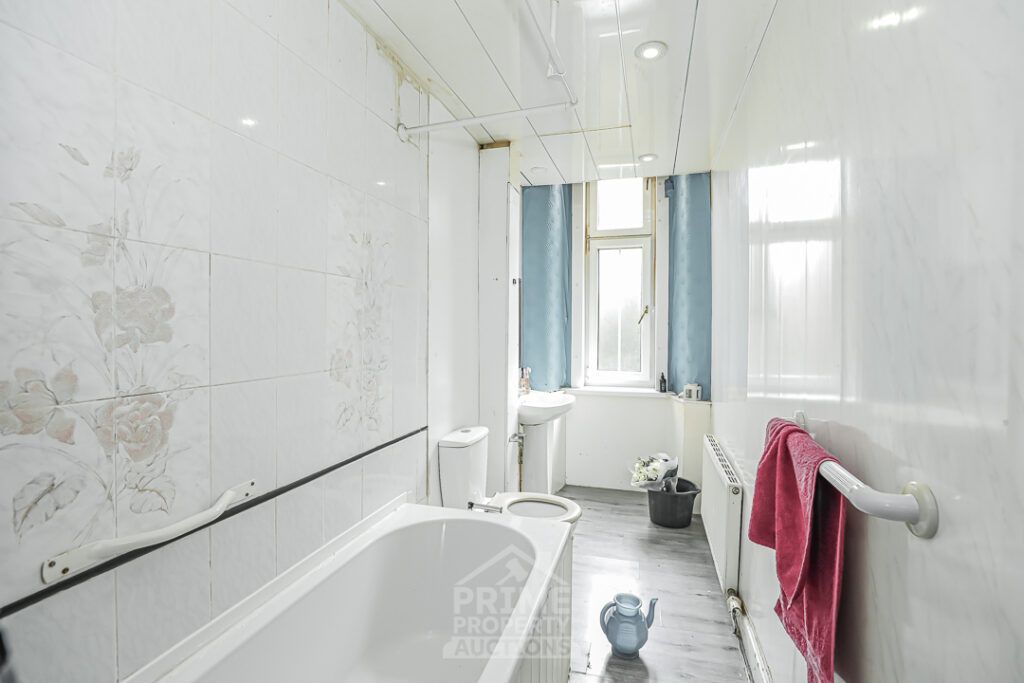 Additional image 8 of 5 bed flat for sale1/1 3 Nithsdale Place, Glasgow G41