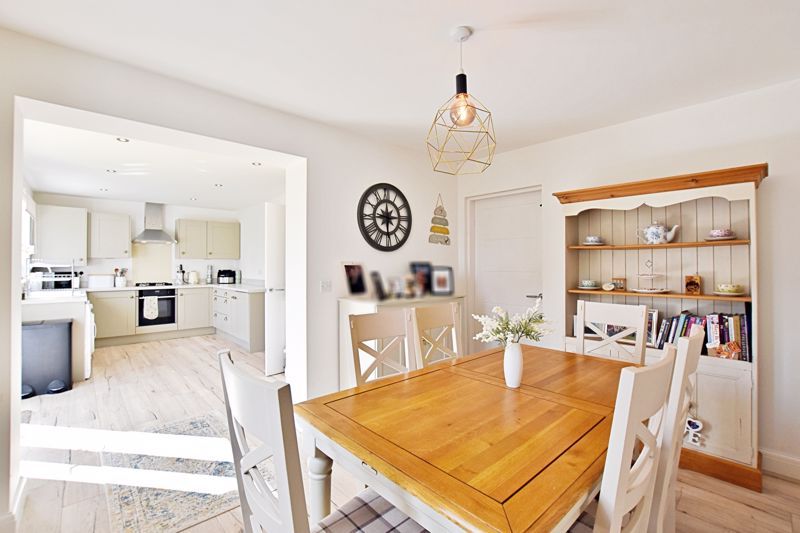 Property photo 2 of 17 Photo 6