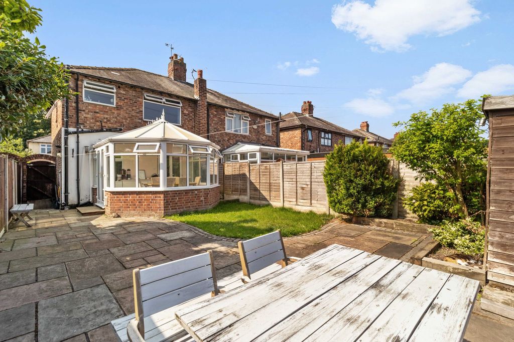 Property photo 2 of 19