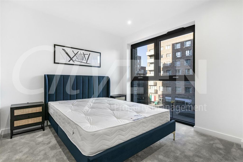 Property photo 3 of 22 Bedroom