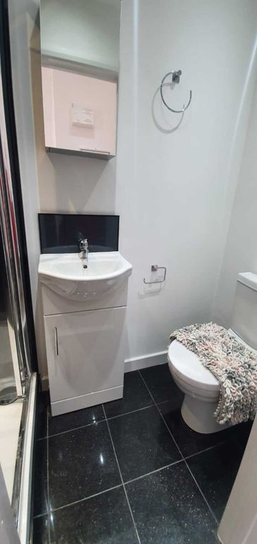 Property photo 3 of 6 Bathroom