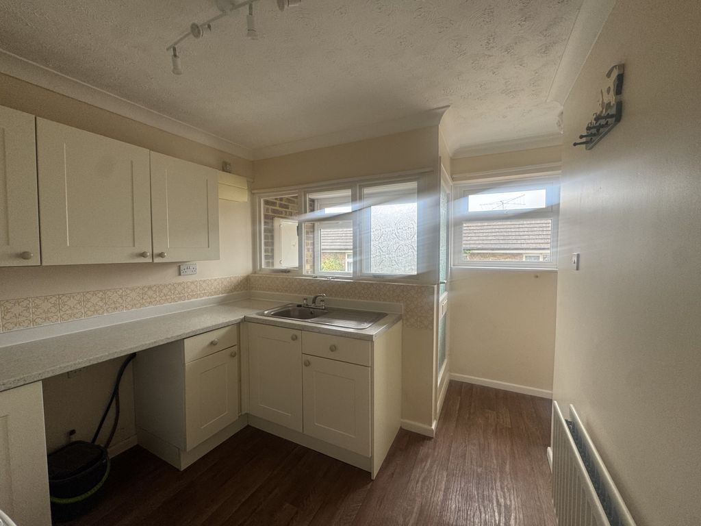 Property photo 3 of 12 Img_3848
