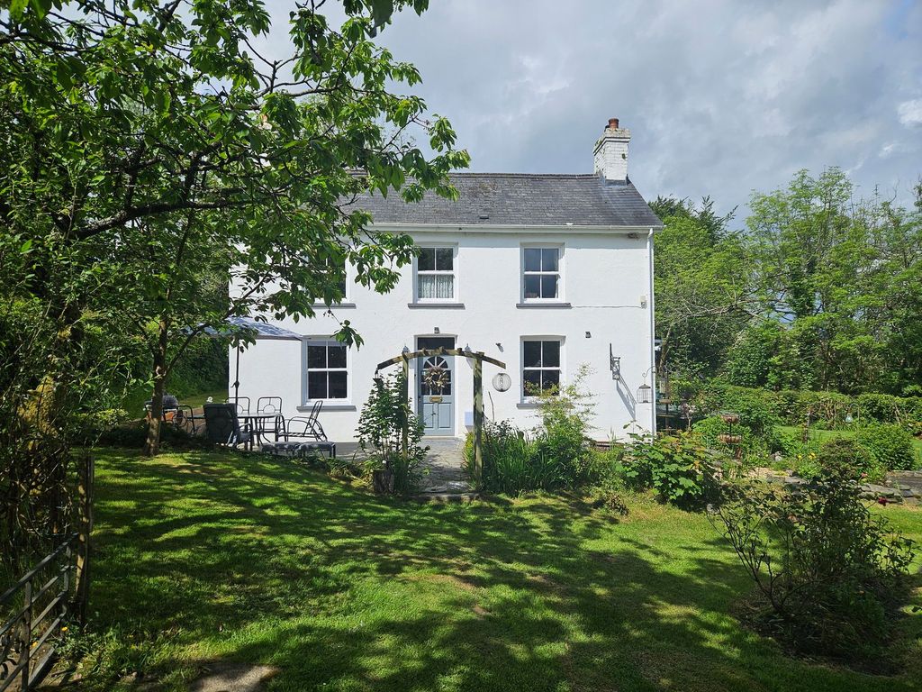 Property photo 1 of 27