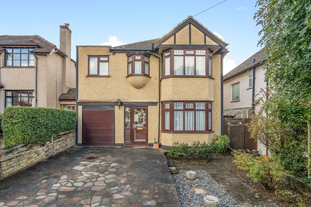 Property photo 1 of 16