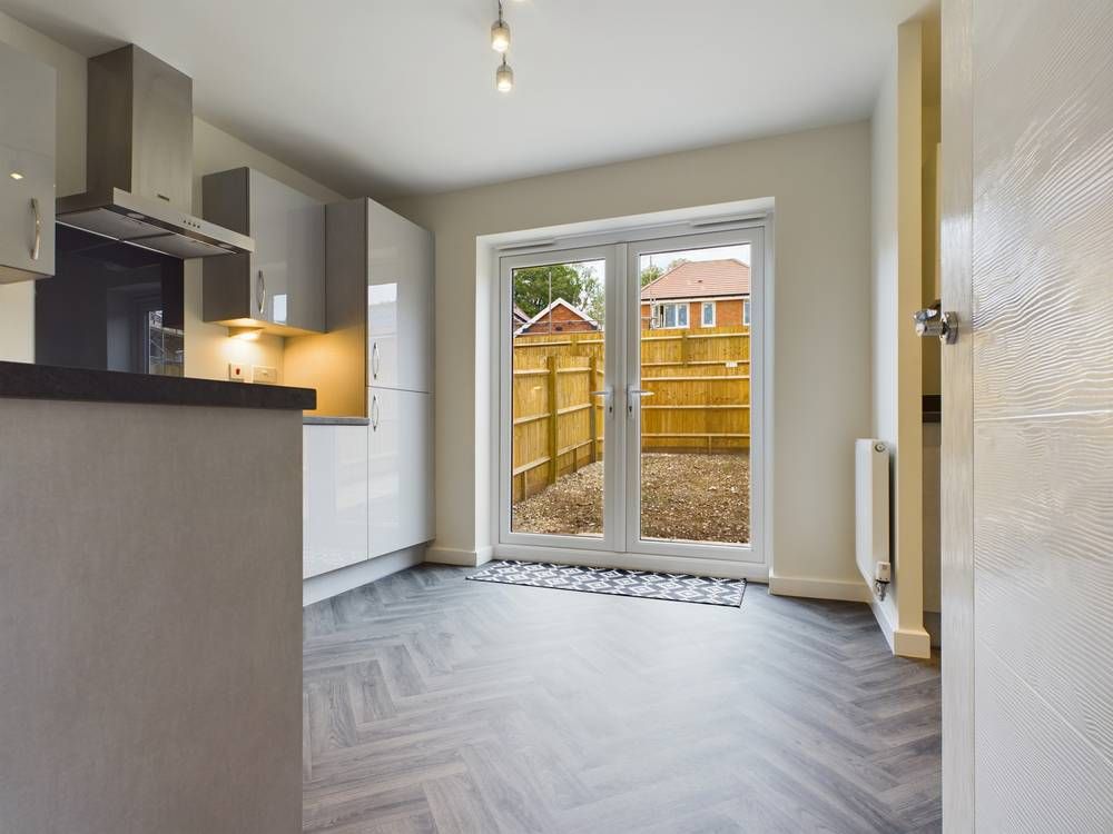 Property photo 3 of 14