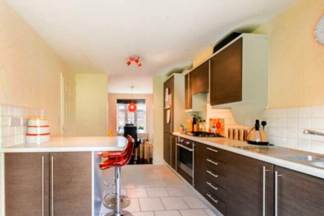 Property photo 3 of 10 Lrg_199979_27195_Img_05_0000_Max_656x437