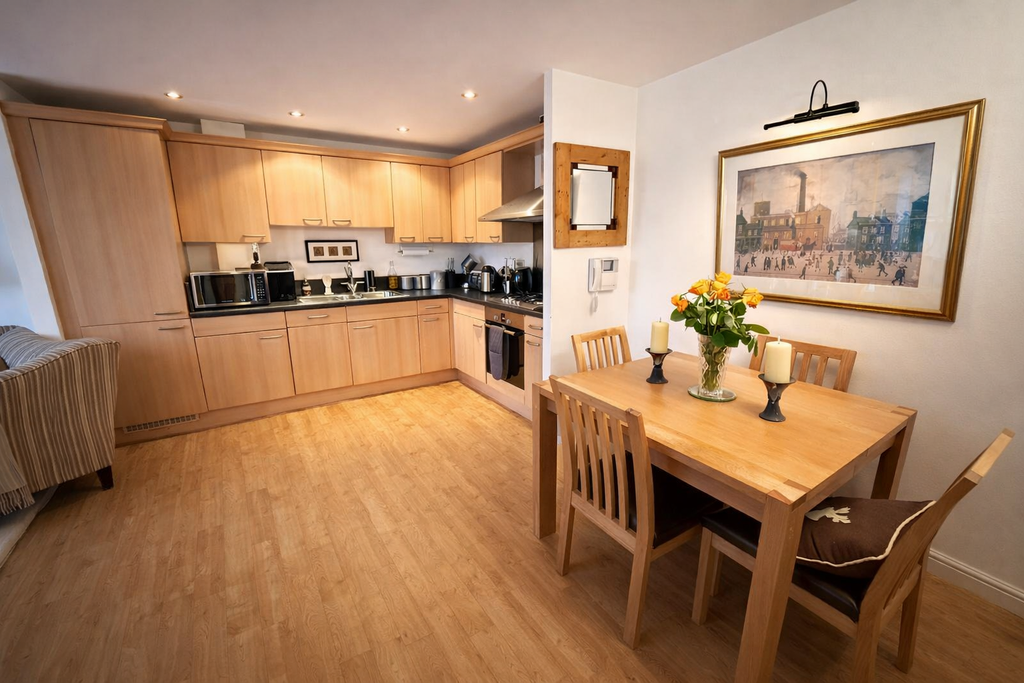 Property photo 2 of 7 Photo 2