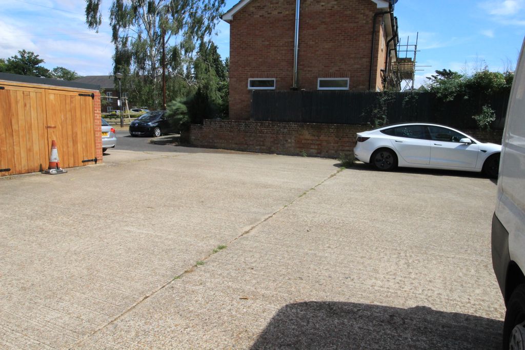 Property photo 3 of 4 Img_0279