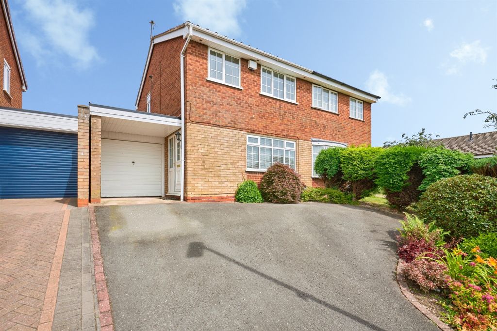 Property photo 1 of 18