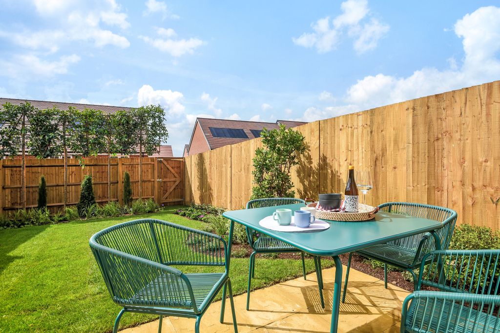 Property photo 1 of 11