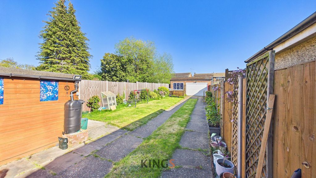 Property photo 2 of 15 Rear Garden