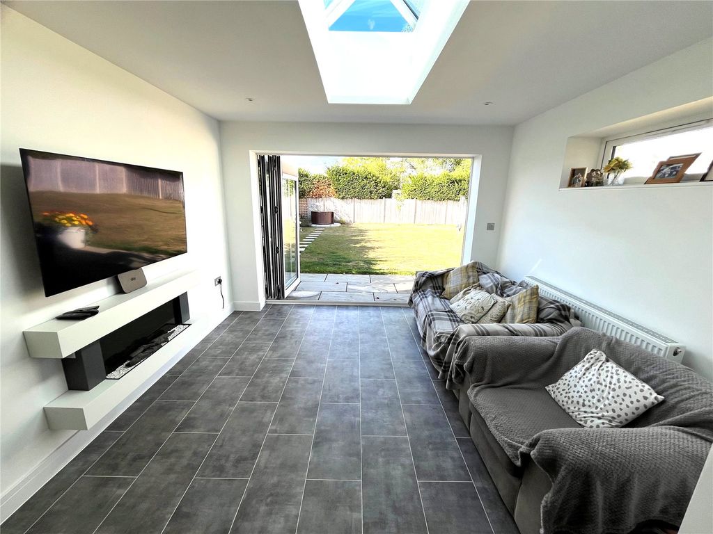 Property photo 2 of 14 Picture No. 09