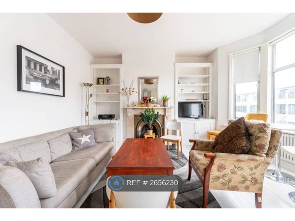 Property photo 2 of 28