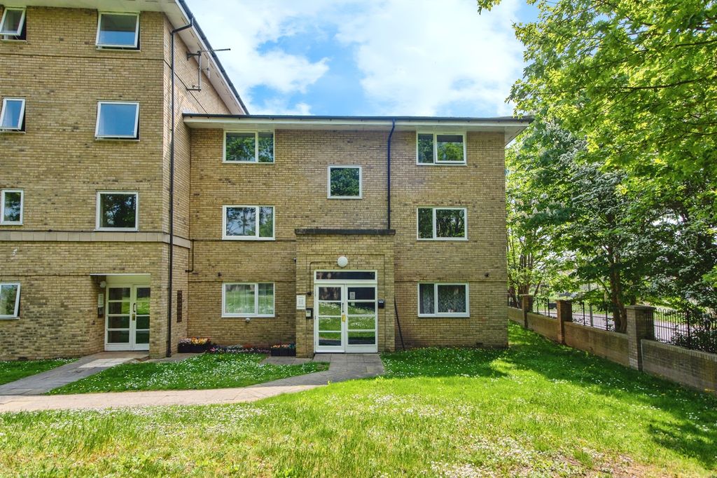 Property photo 1 of 13