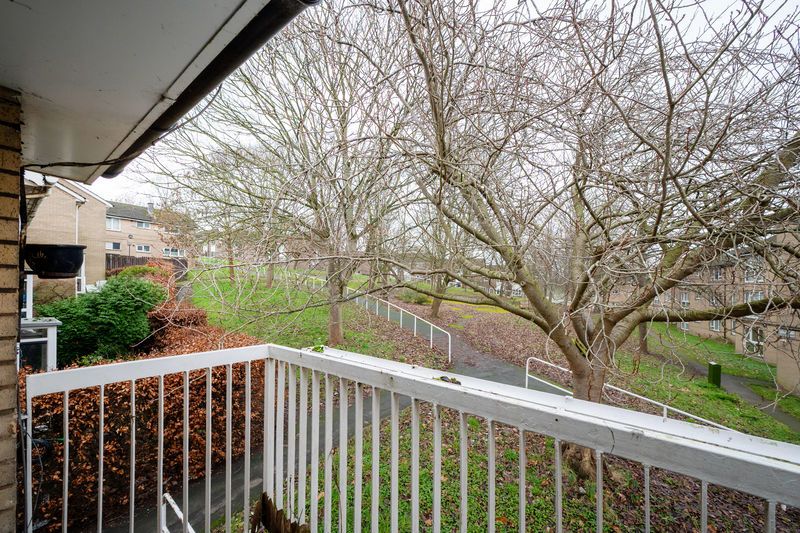 Property photo 3 of 21 Balcony