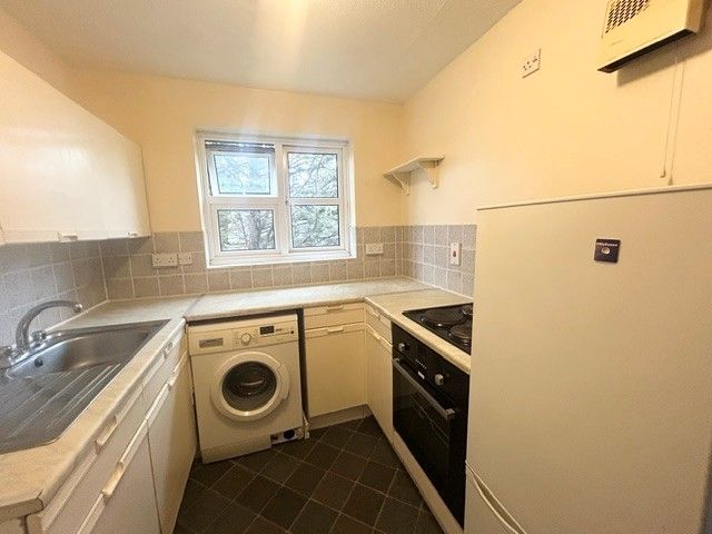 Property photo 1 of 4