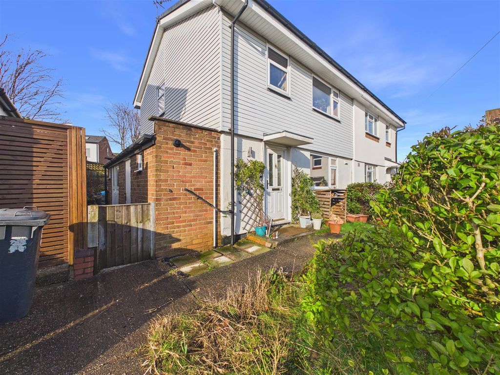 Property photo 1 of 13 Cam05476G0-Pr0125-Still003.Jpg
