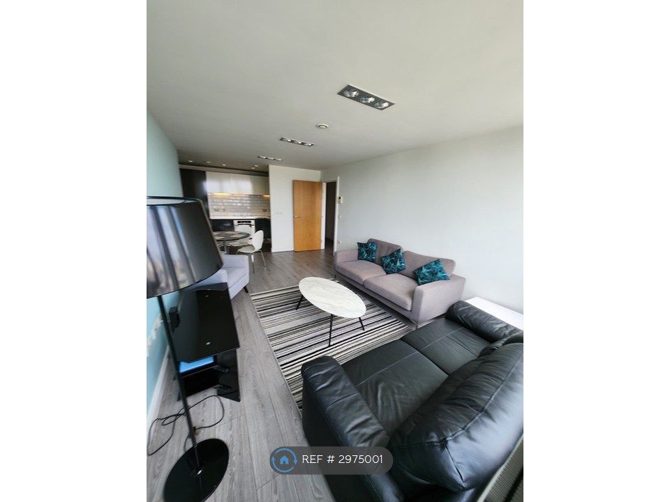 Property photo 2 of 16 Open Plan Living And Dining Room