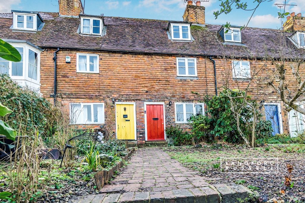 Property photo 1 of 10 External