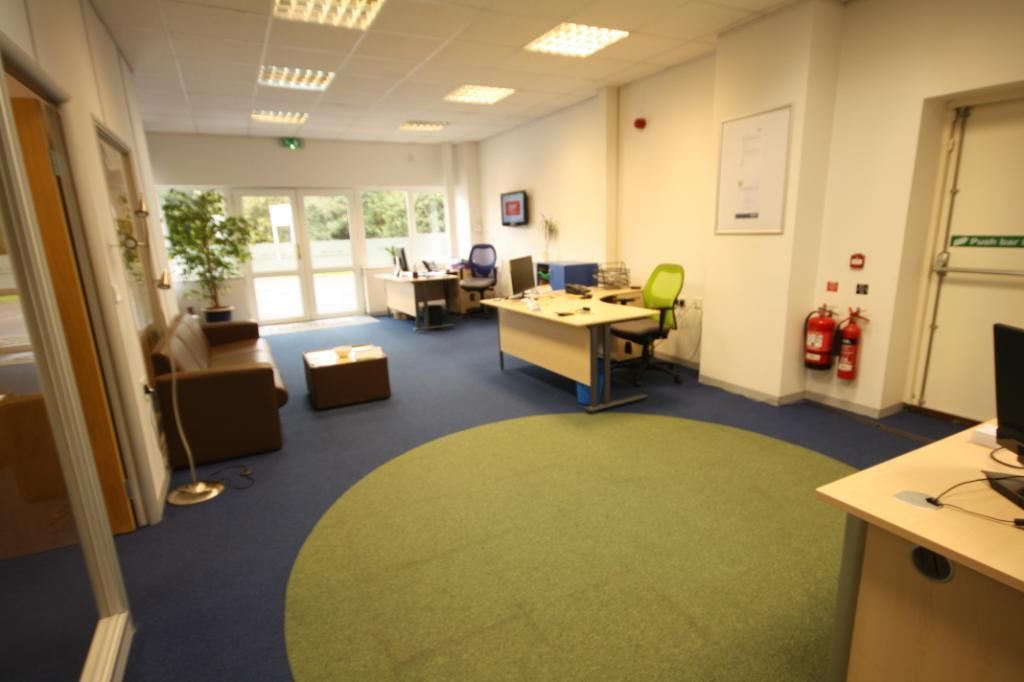 Property photo 3 of 5 Ground Floor Front