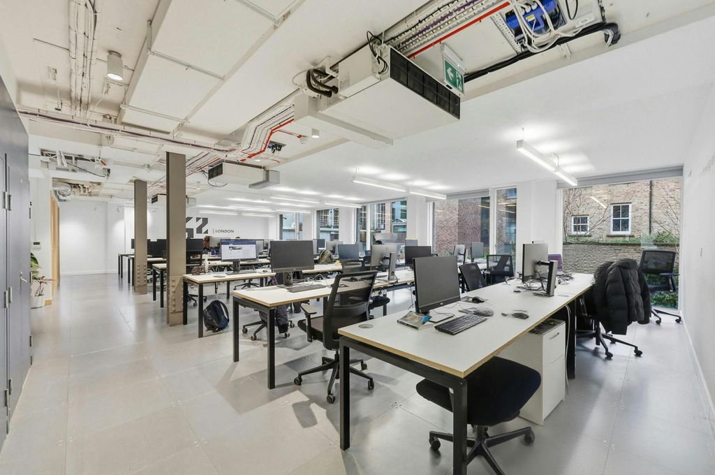 Property photo 2 of 6 002_Img_1770.Jpg