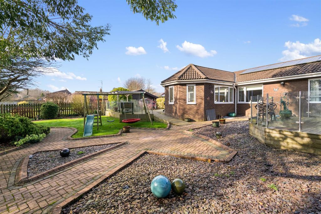Additional image 29 of 5 bed bungalow for saleLumley Drive, Peterlee SR8