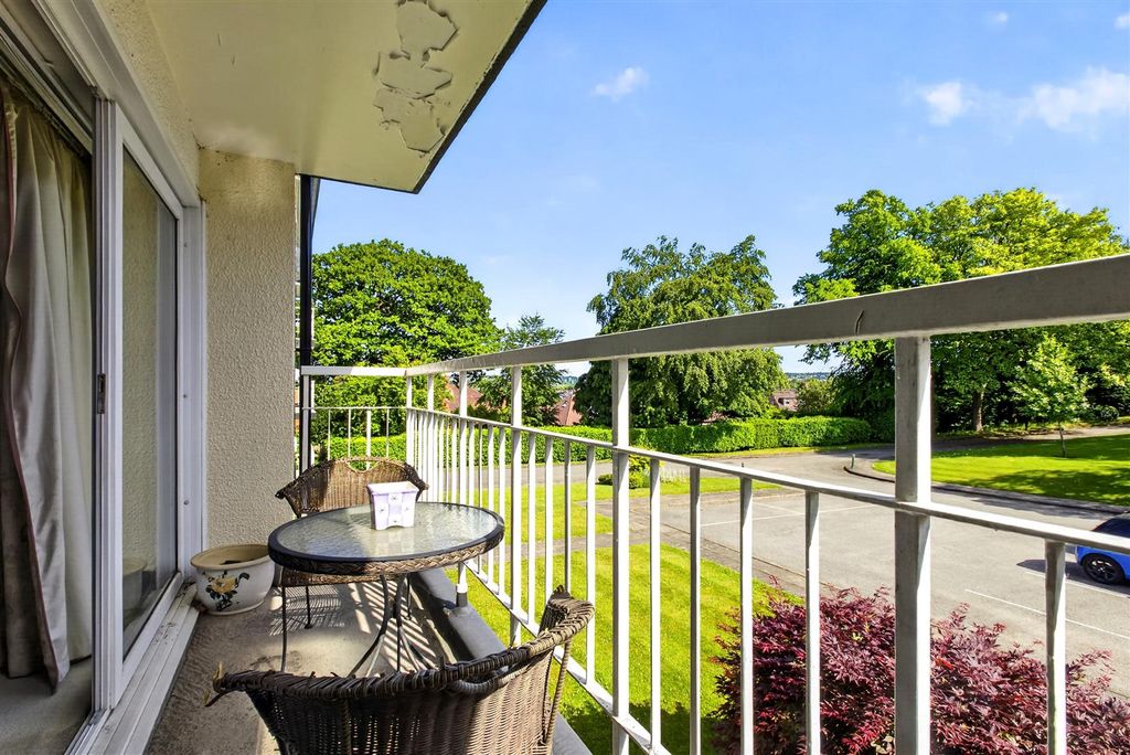 Additional image 19 of 3 bed flat for saleThe Glen, Sheffield S10