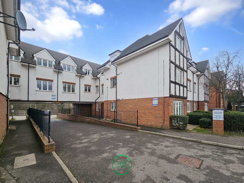 Property photo 2 of 12 Gallery