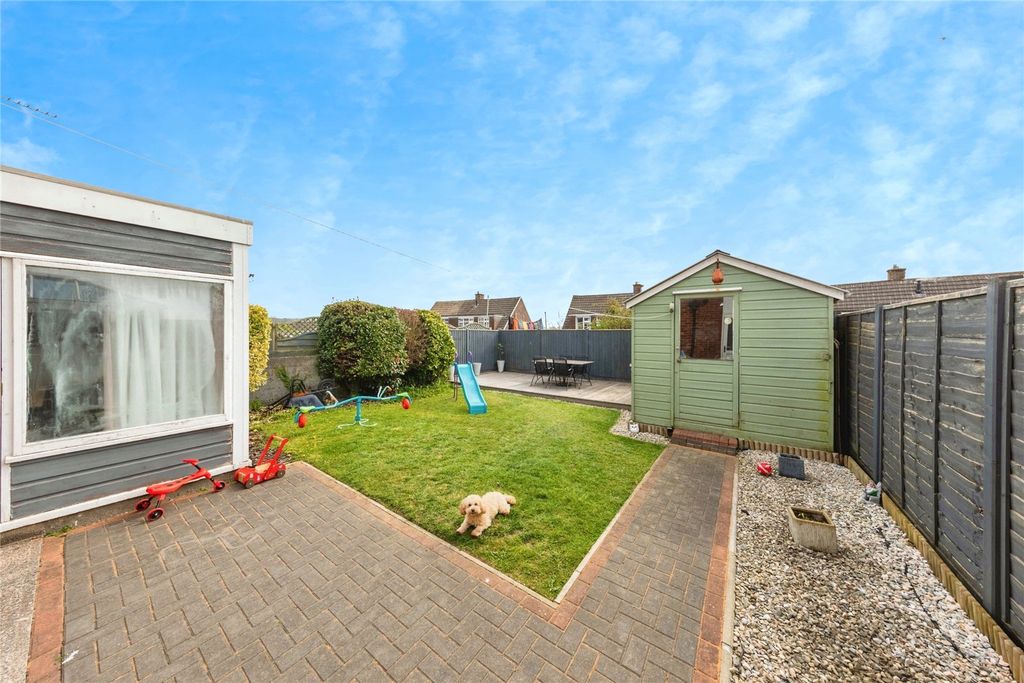 Property photo 2 of 20 Picture No. 26