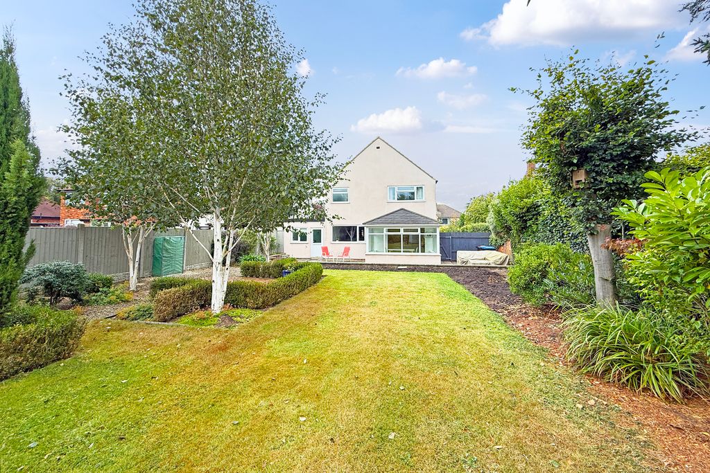 Property photo 2 of 19