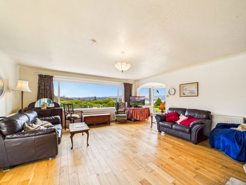 Property photo 3 of 40