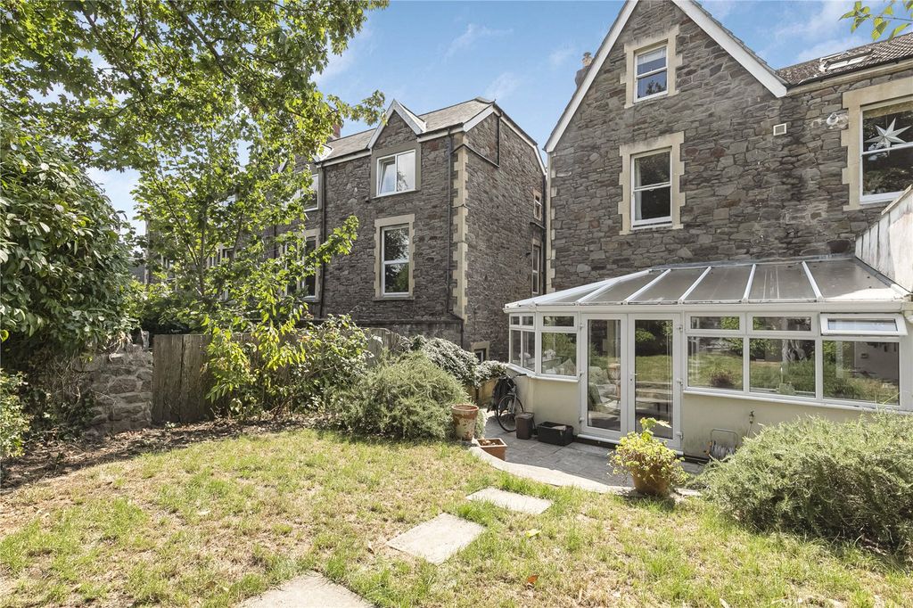 Property photo 1 of 23 Picture No. 49