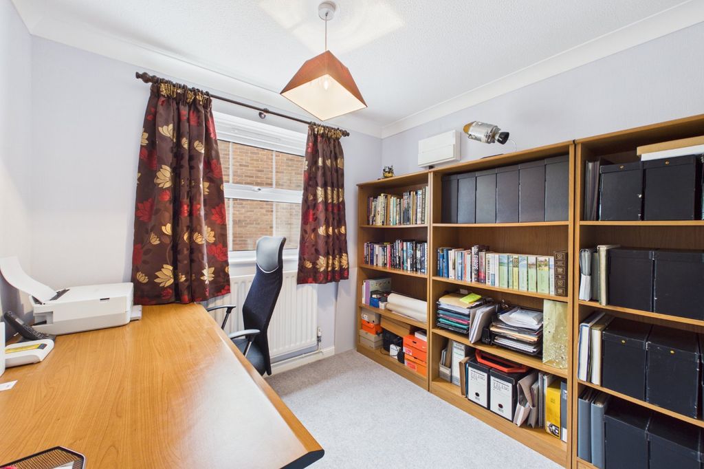 Property photo 3 of 18 Picture No. 07