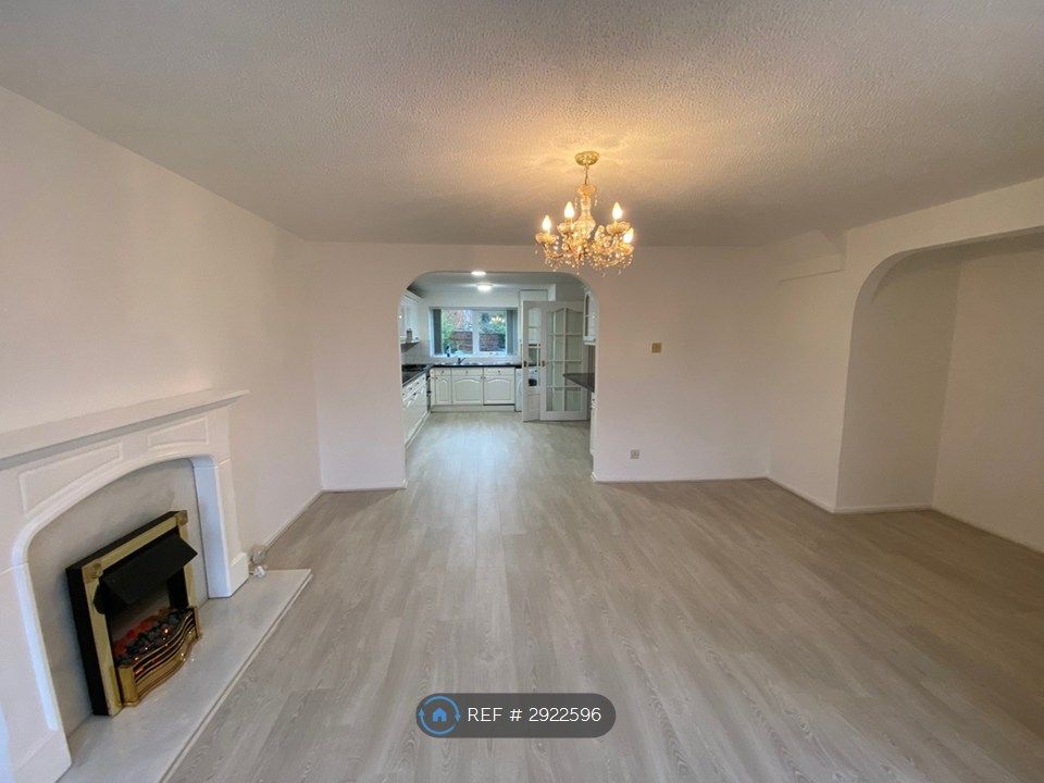 Property photo 3 of 29
