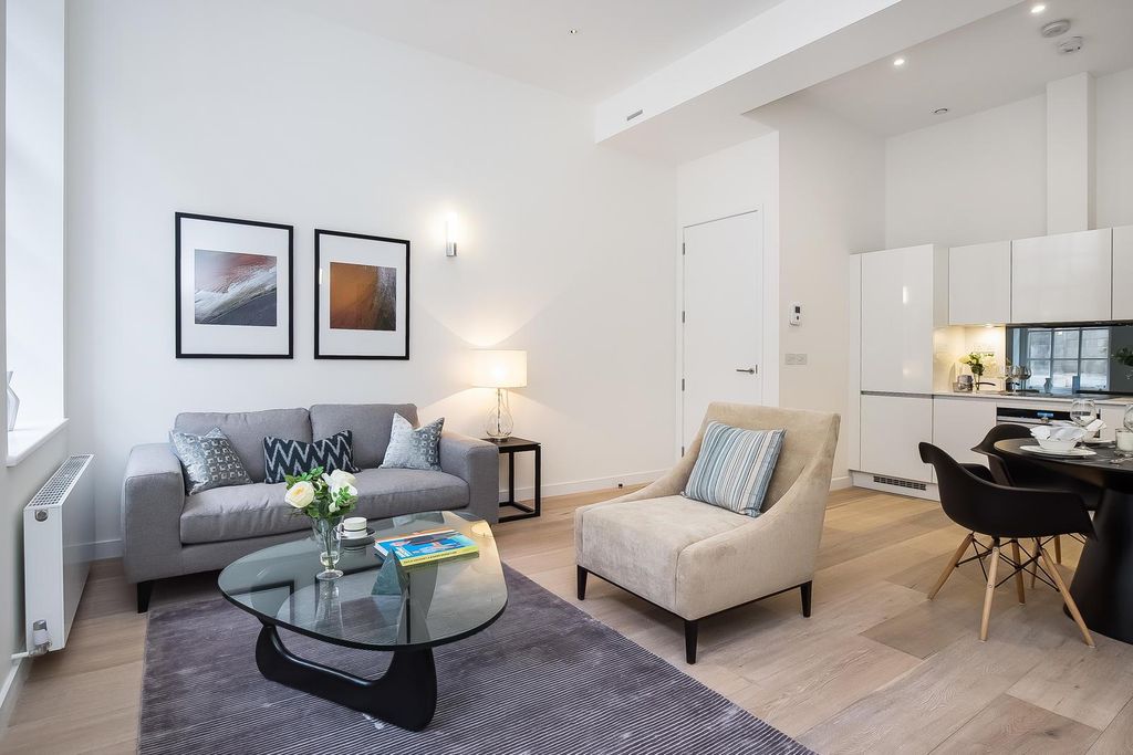 Property photo 1 of 9 Berners Street