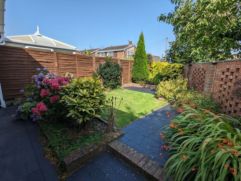 Property photo 3 of 18