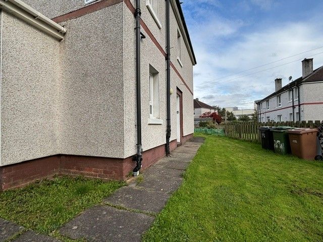 Property photo 1 of 10 Front External