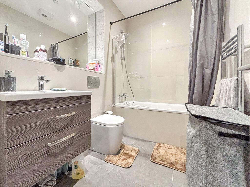 Property photo 3 of 12 Picture No. 13