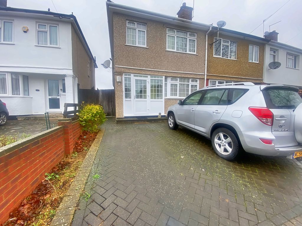Property photo 1 of 20 Four Bedroom House To Rent