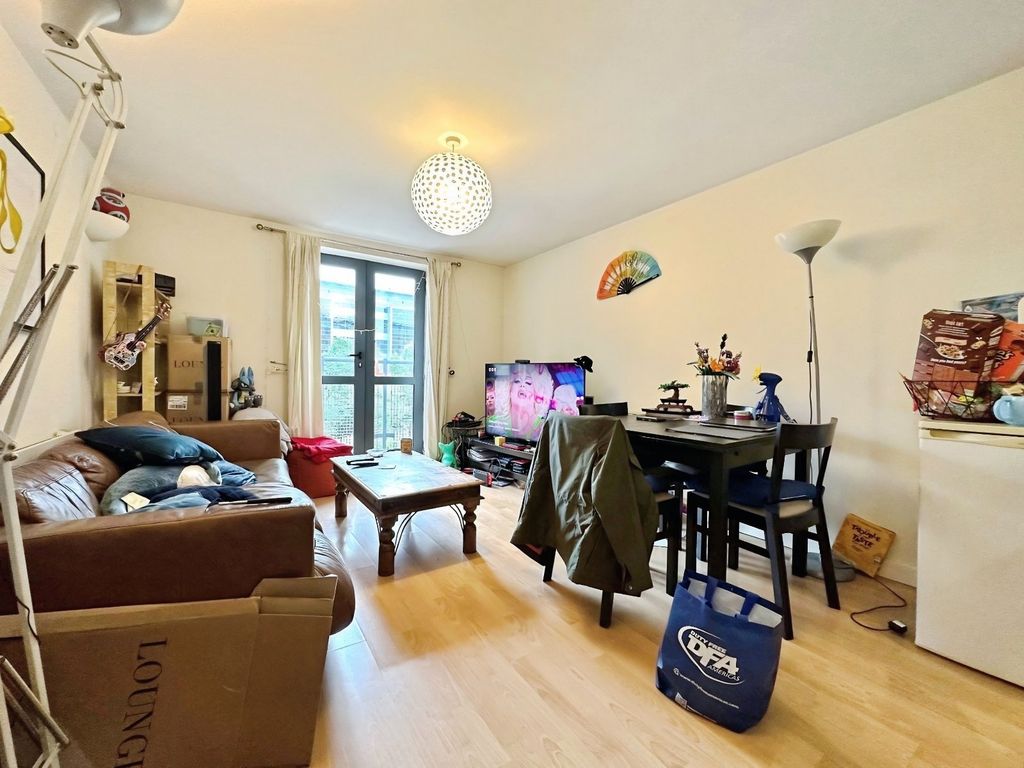 Property photo 1 of 7 Picture No. 13