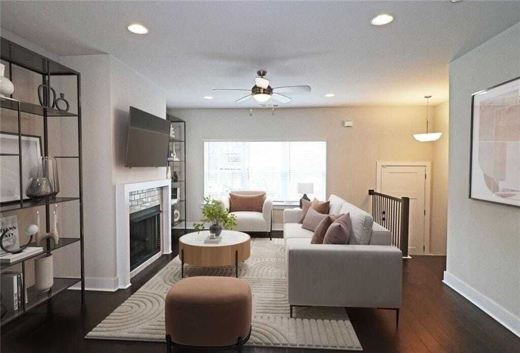 Property photo 2 of 21 <Alttext/>