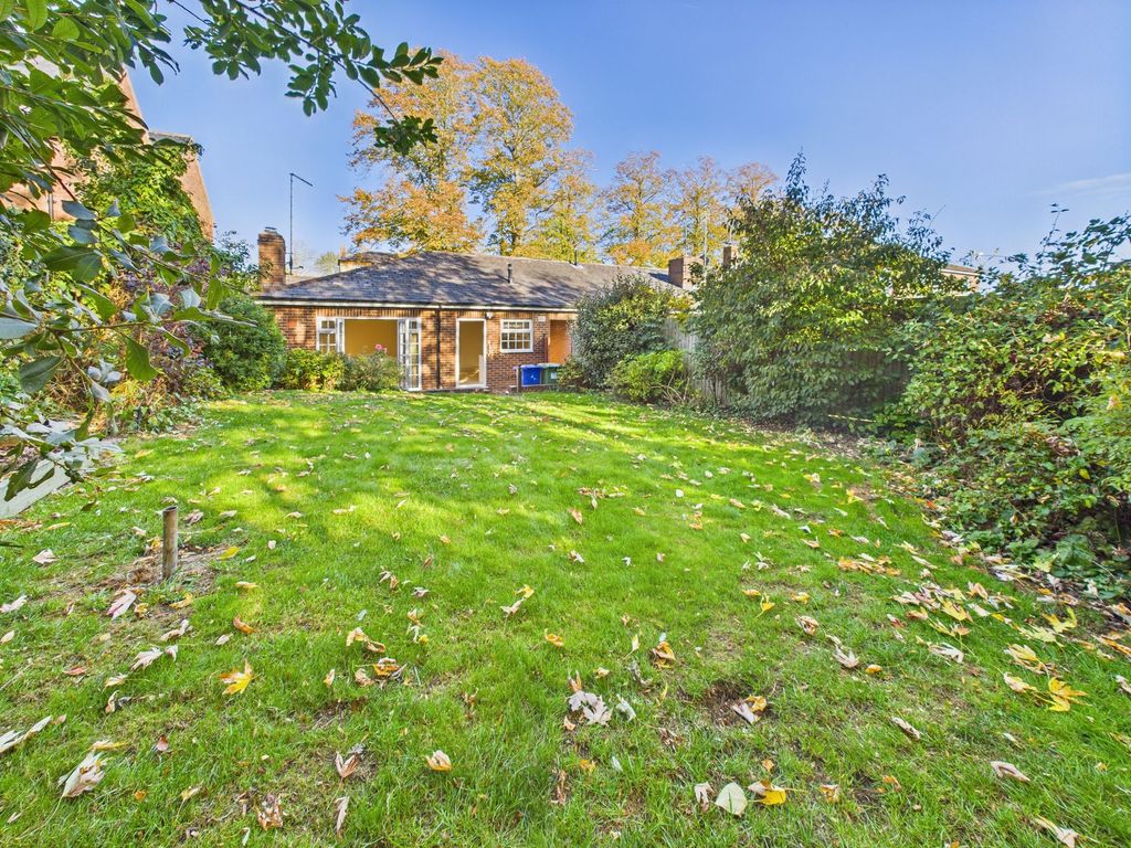 Property photo 2 of 19