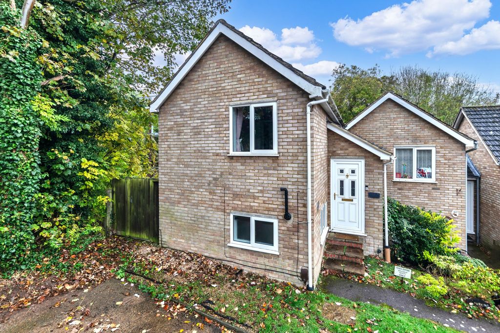 Property photo 1 of 16