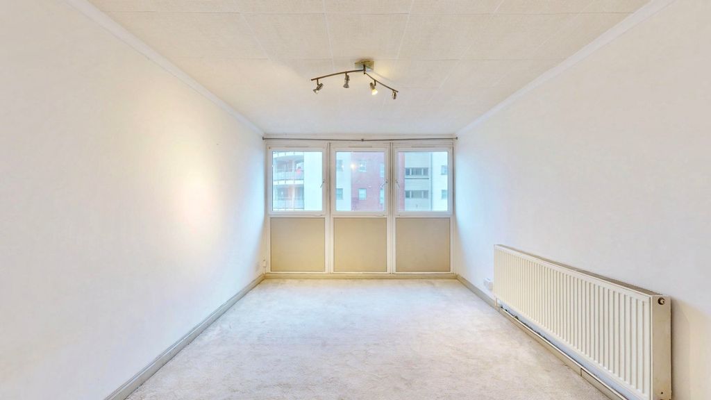 Property photo 3 of 13 Picture No. 04