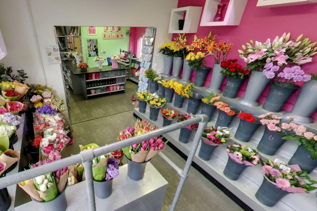 Property photo 2 of 7