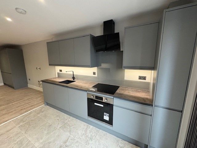 Property photo 1 of 13 Image