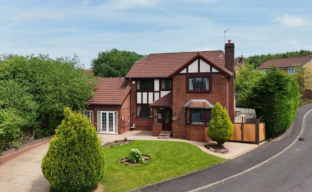 Property photo 1 of 31